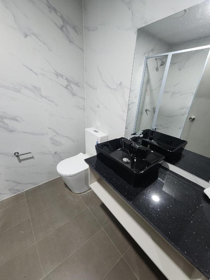 Vualiku Hotel & Apartments Нанди Экстерьер фото