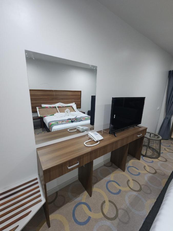 Vualiku Hotel & Apartments Нанди Экстерьер фото